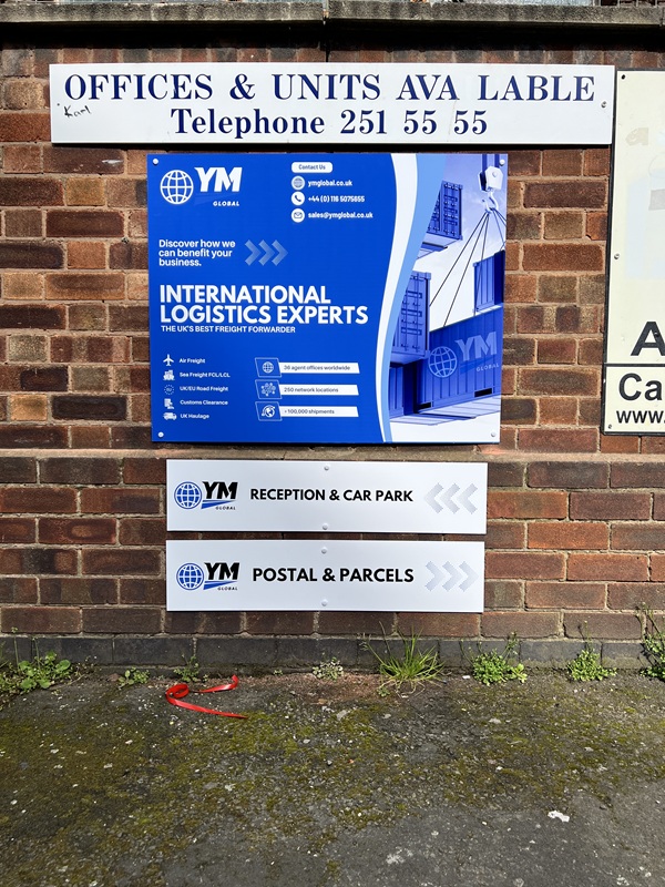 Custom Signs & Banners